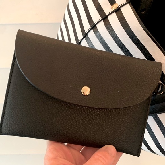 Via Spiga tote purse bag never used large 18Wx12H - Picture 5 of 9